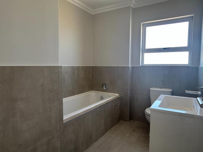 To Let 2 Bedroom Property for Rent in Sunningdale Western Cape